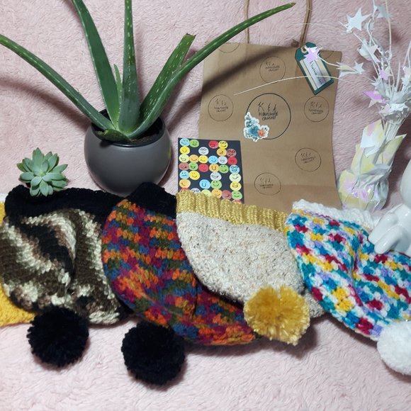 Toques - Picture 1 of 7